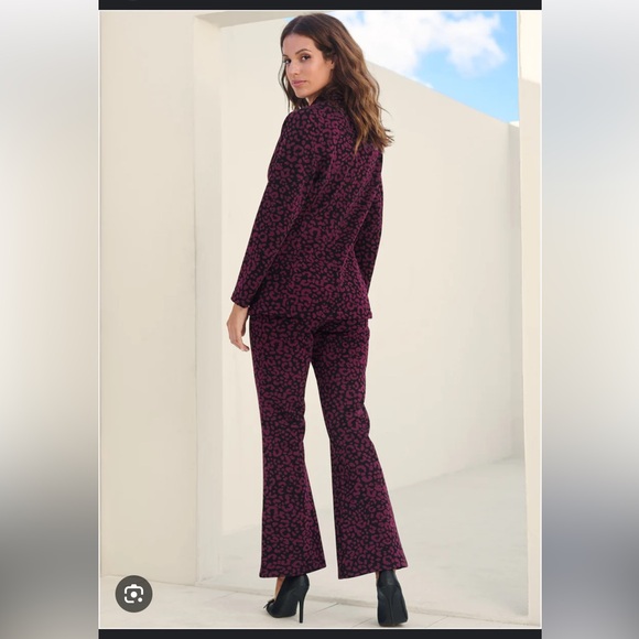 VENUS Leopard Kick Flare Suit Set NWT Size 6 - Picture 3 of 8